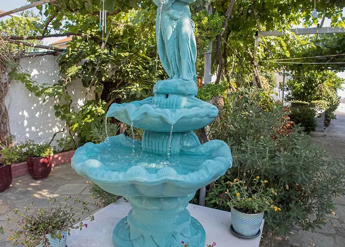 Guest house Gatzea Eden Garden 3*